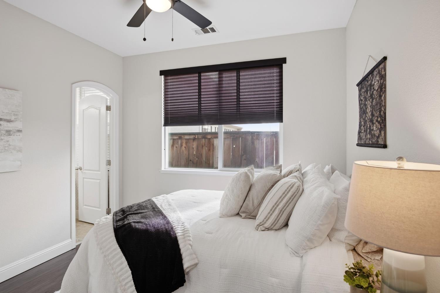 286 Cresta Way, Oakdale, CA 95361