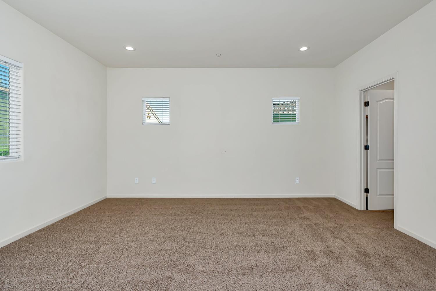 860 Fritz Dr, Los Banos, CA 93635