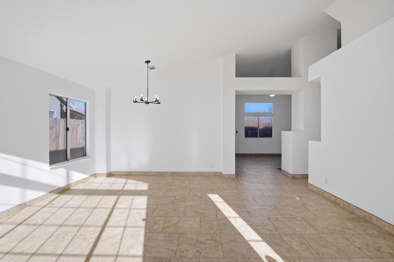 1801 Hito Dr, Patterson, CA 95363