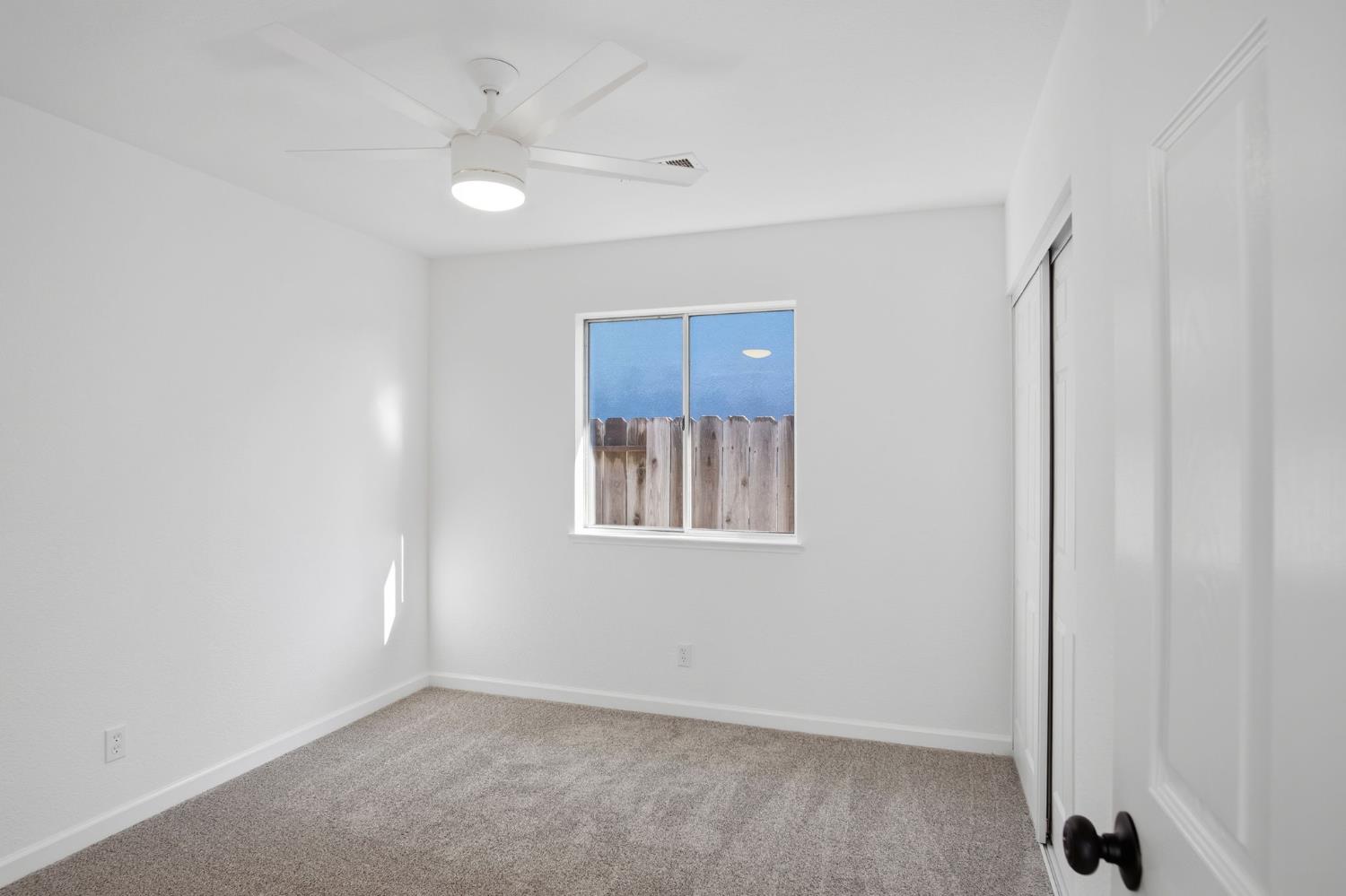 1801 Hito Dr, Patterson, CA 95363