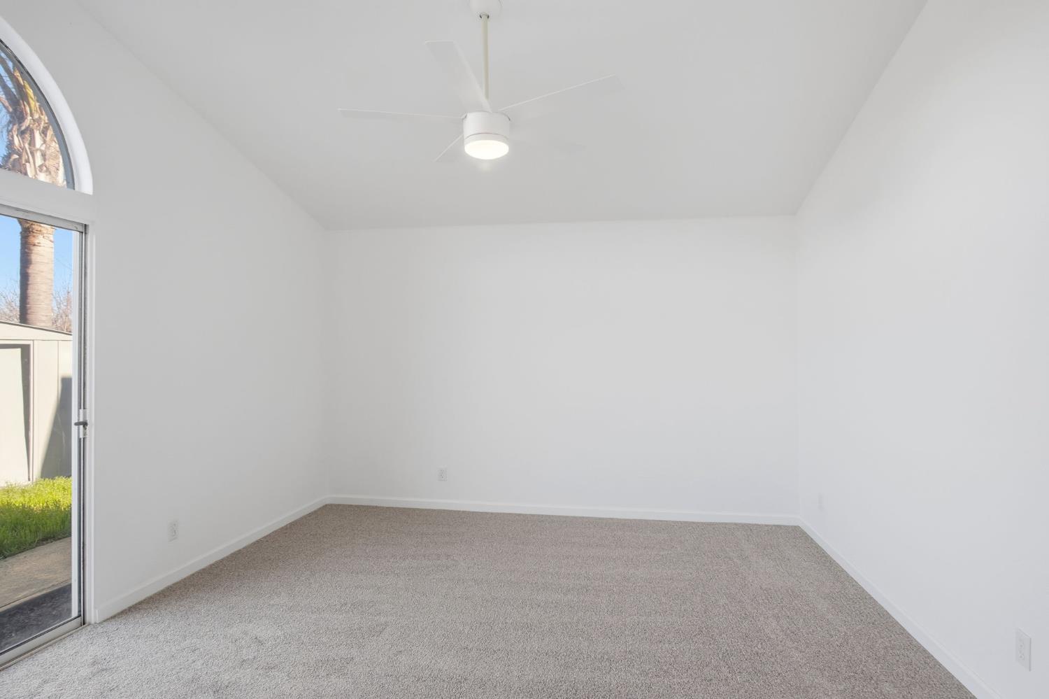 1801 Hito Dr, Patterson, CA 95363