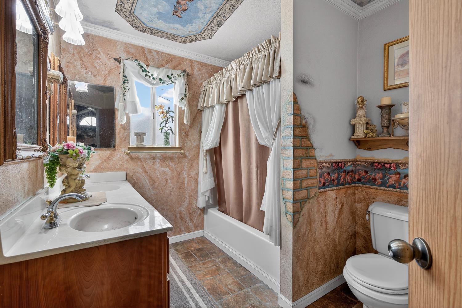 1732 Walpole Dr, Modesto, CA 95358