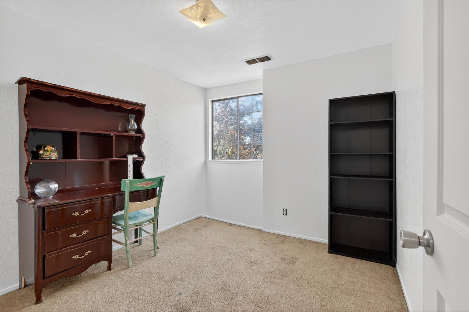 1732 Walpole Dr, Modesto, CA 95358