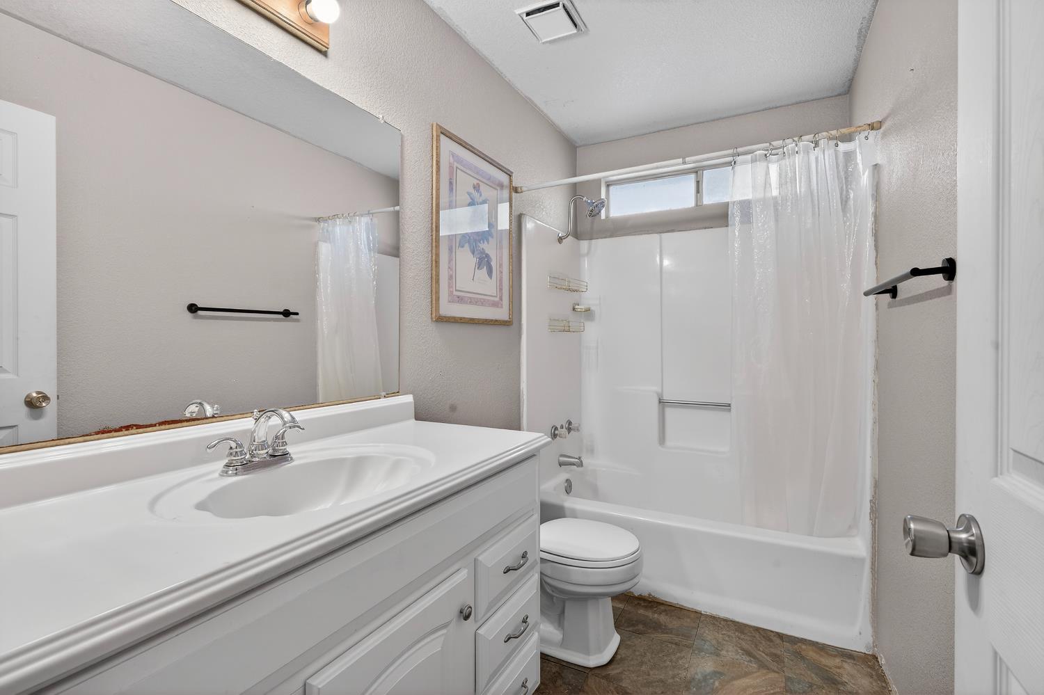 1732 Walpole Dr, Modesto, CA 95358