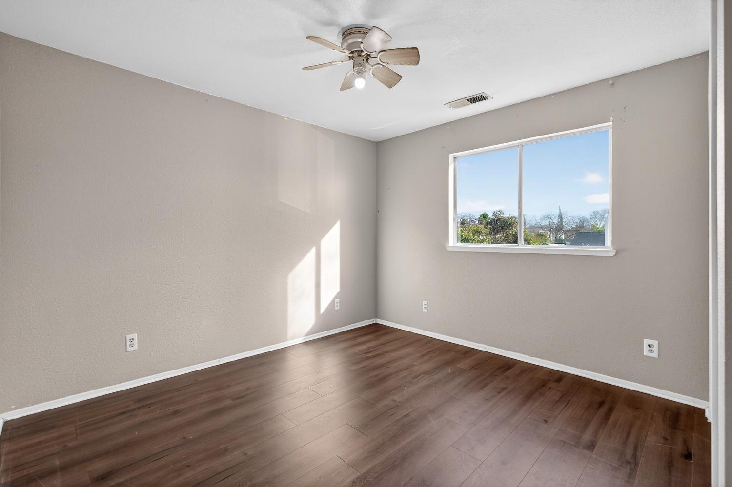 1732 Walpole Dr, Modesto, CA 95358