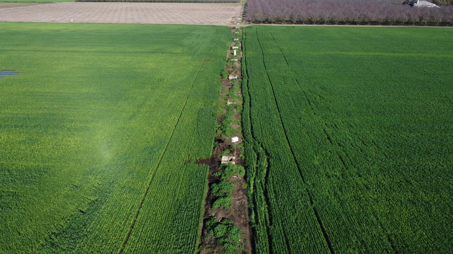 13085 N Vincent Rd, Turlock, CA 95380