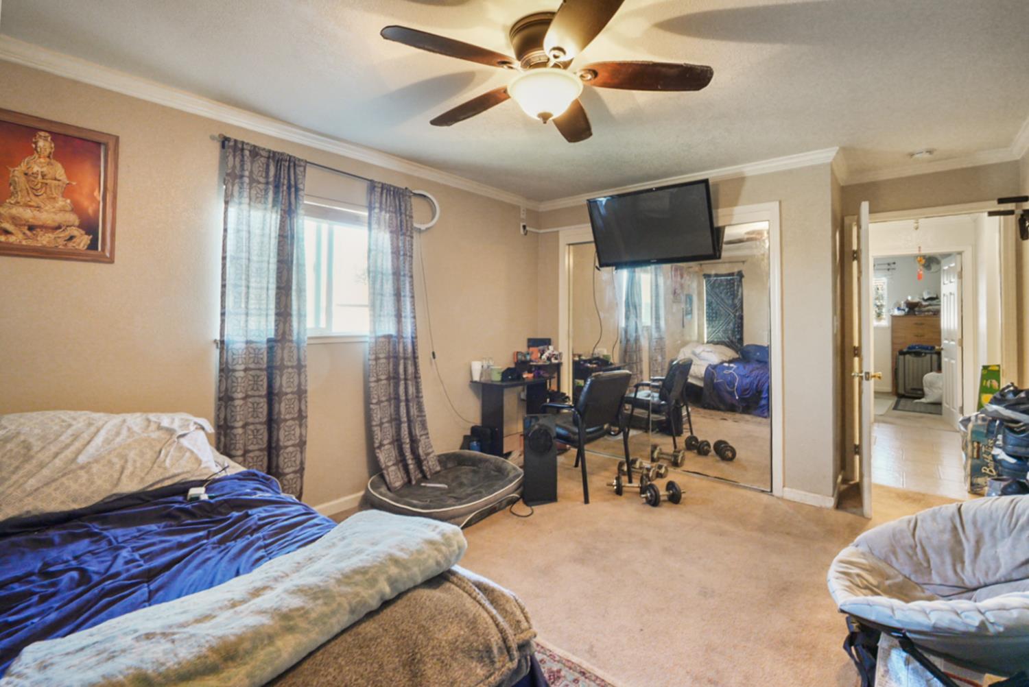 561 Church St, Modesto, CA 95357