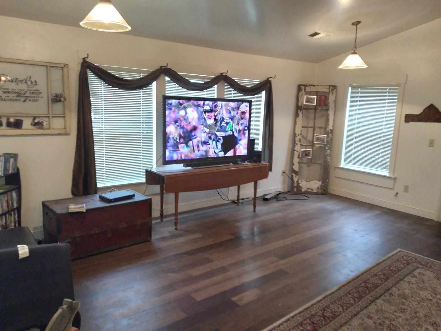 17385 Bell, Livingston, CA 95334