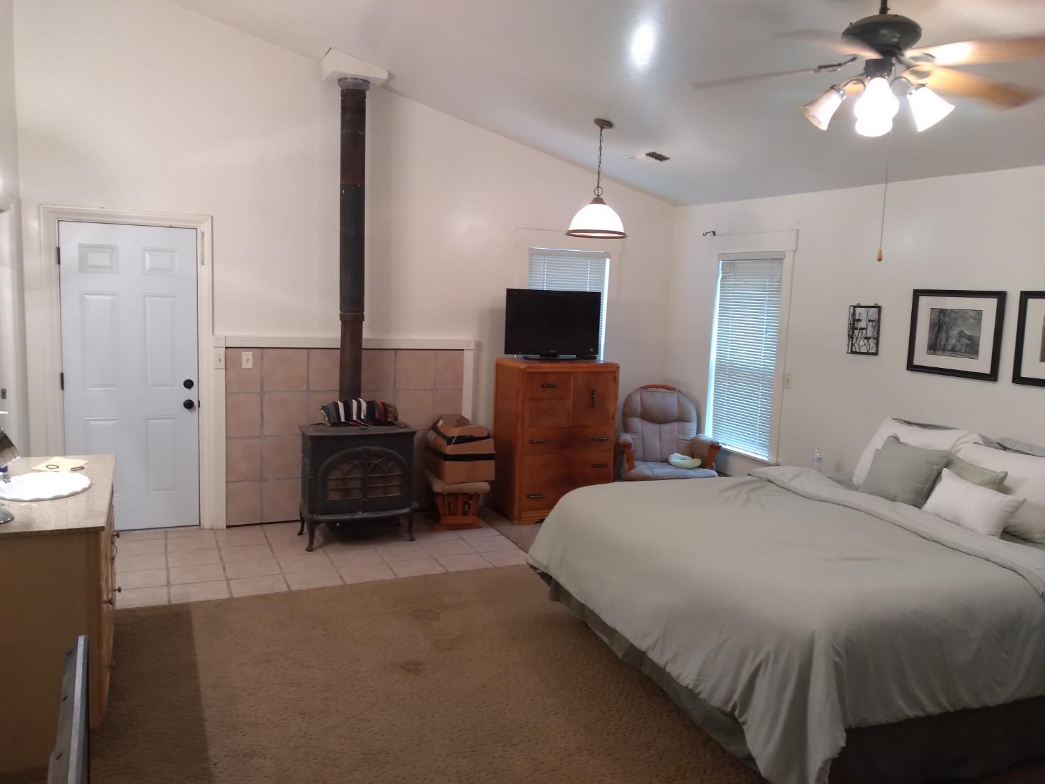 17385 Bell, Livingston, CA 95334