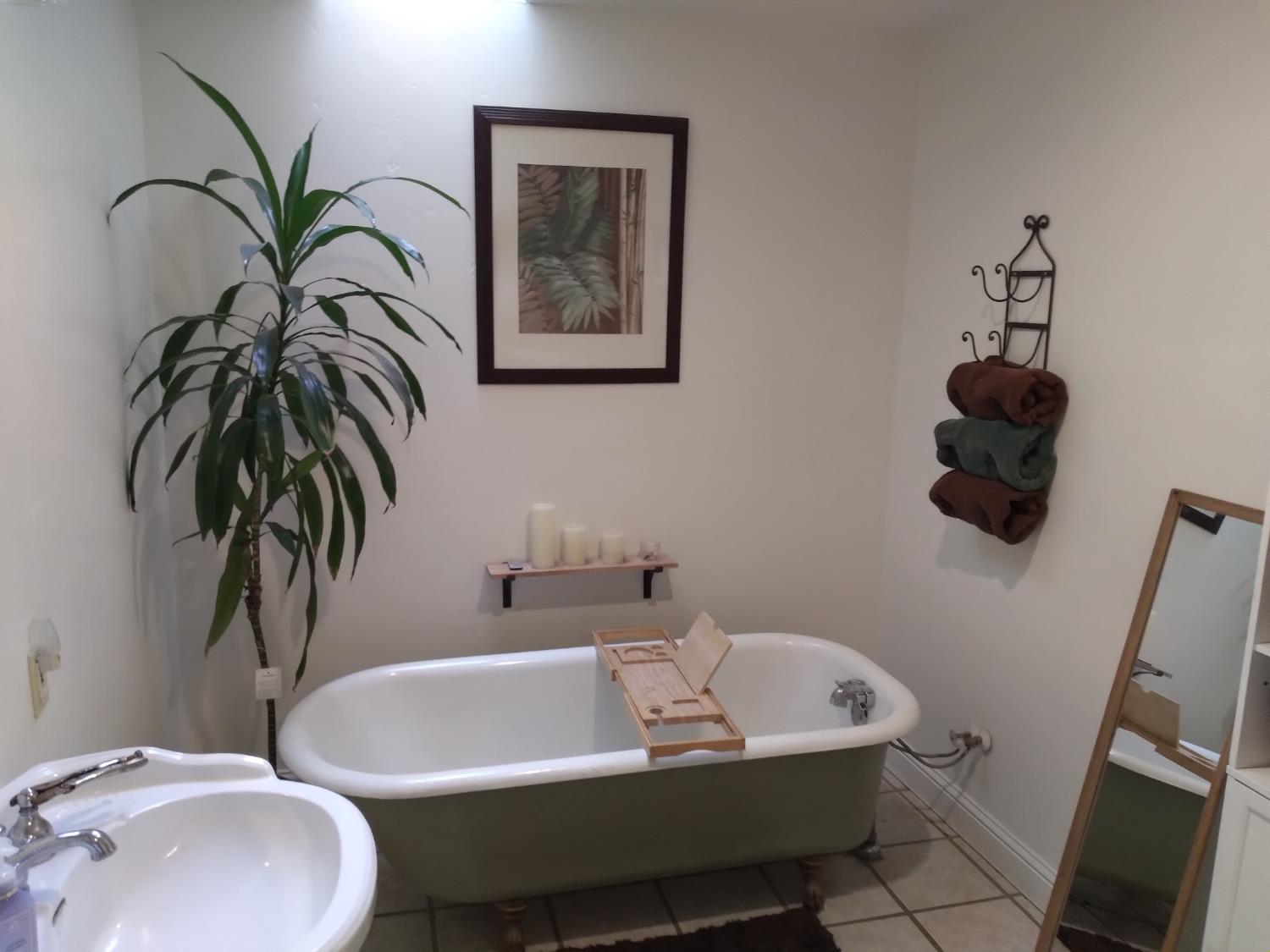 17385 Bell, Livingston, CA 95334