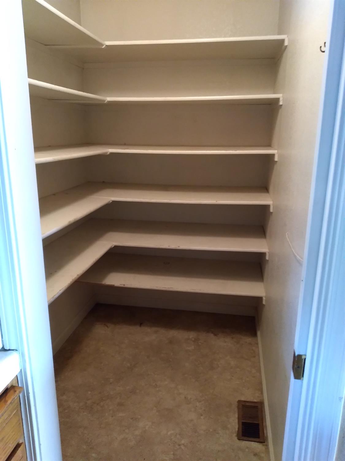 14509 Bell, Livingston, CA 95334