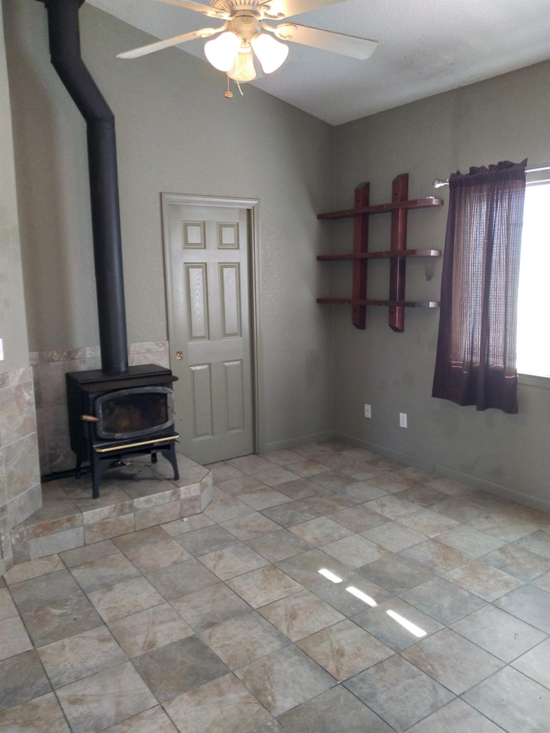 14509 Bell, Livingston, CA 95334