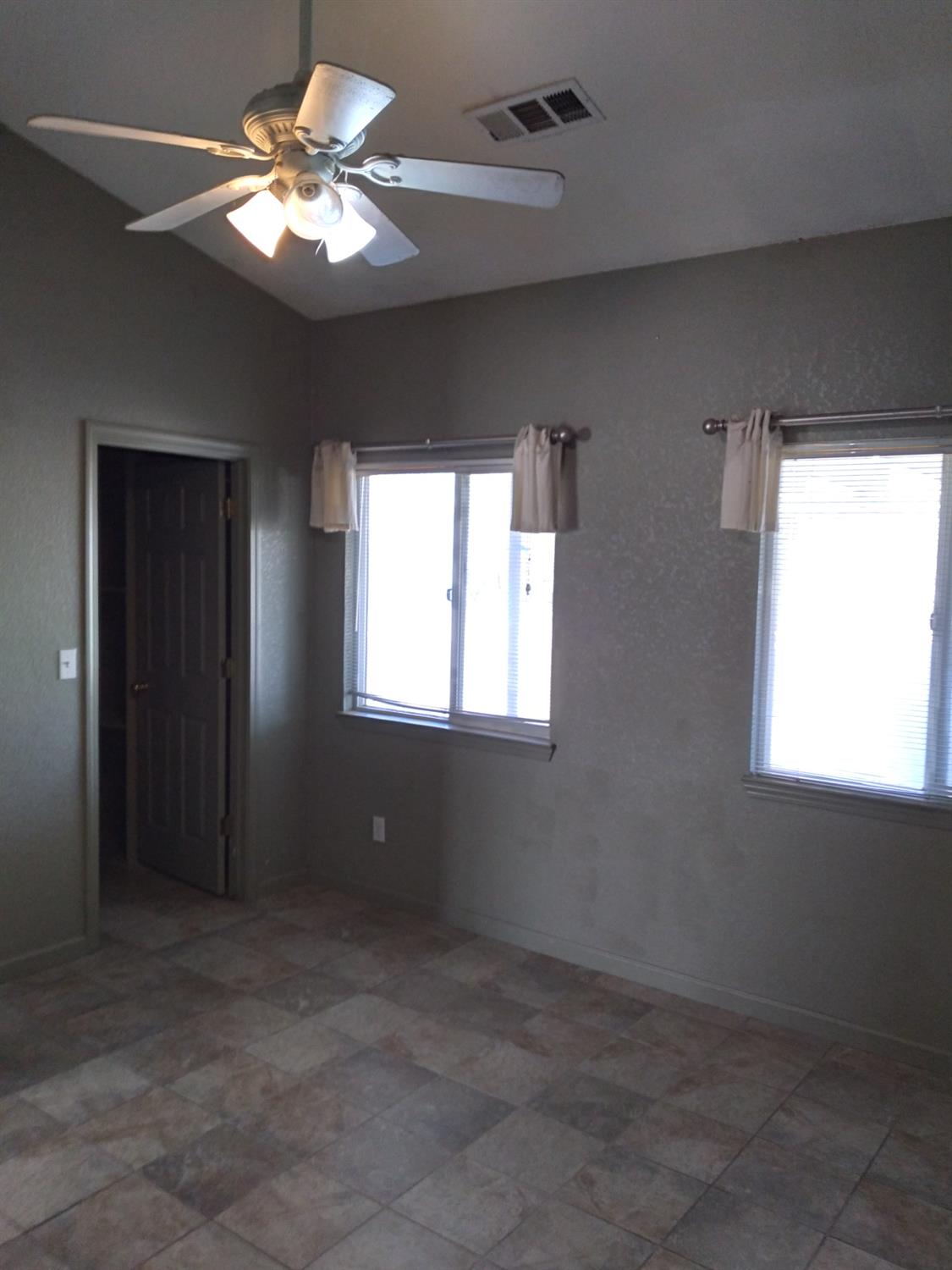 14509 Bell, Livingston, CA 95334