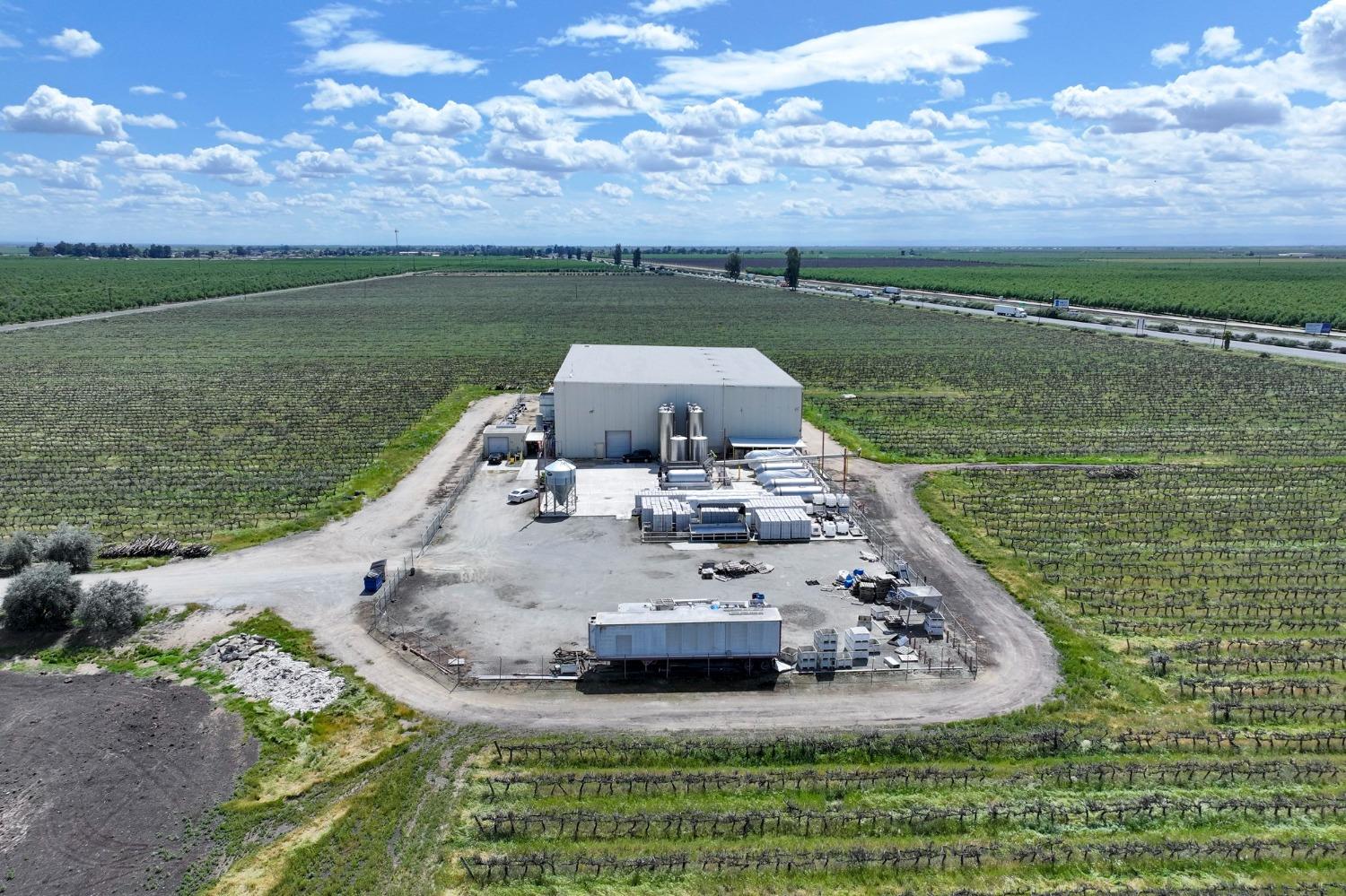 1875 S Elm, Pixley, CA 93256