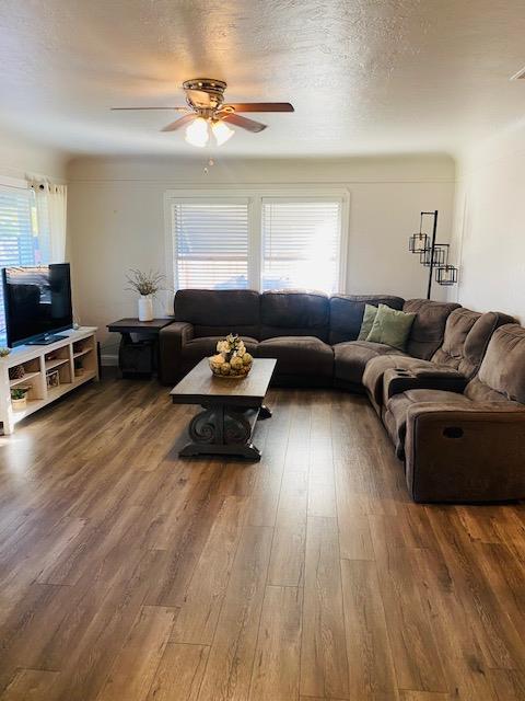 1321 Vernon Ave, Modesto, CA 95351