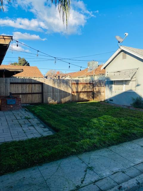 1321 Vernon Ave, Modesto, CA 95351