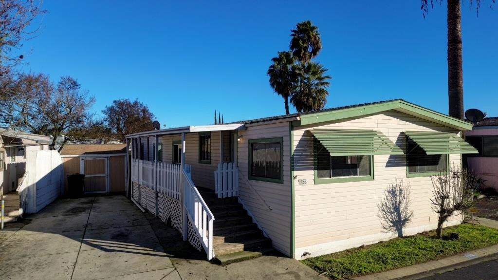 900 Old Stockton Rd #126, Oakdale, CA 95361