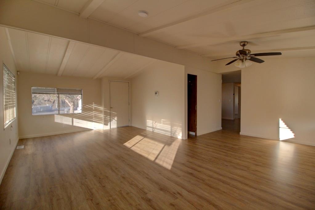 900 Old Stockton Rd #126, Oakdale, CA 95361