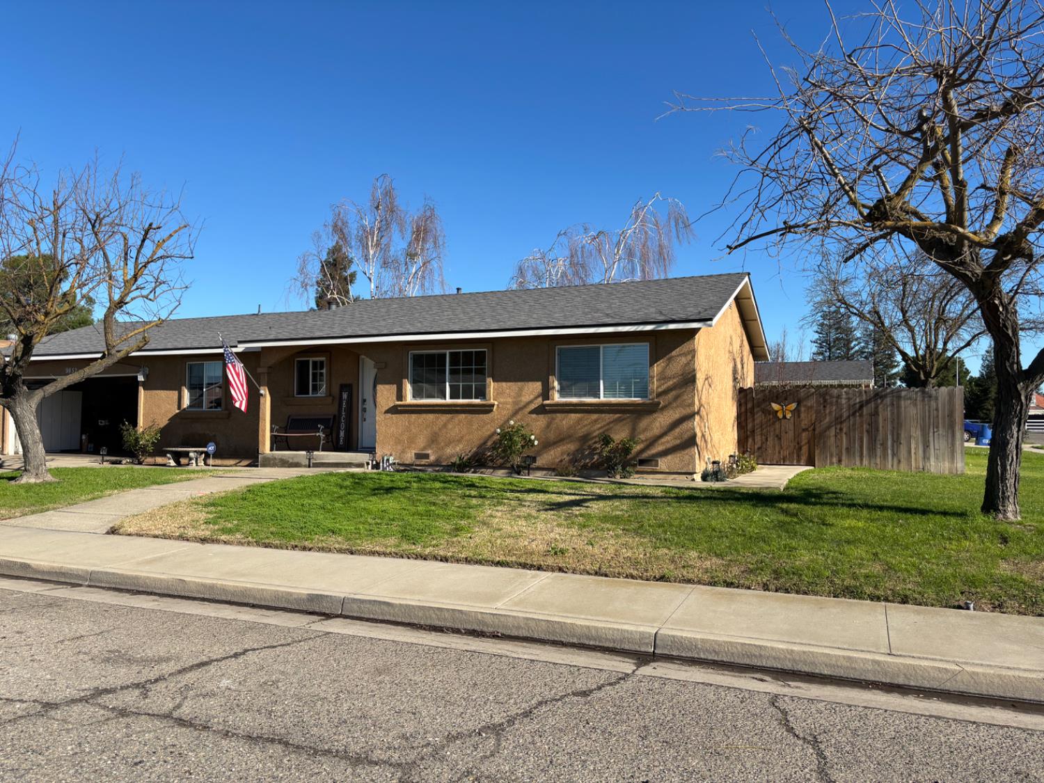 9852 Margaret Ct, Delhi, CA 95315