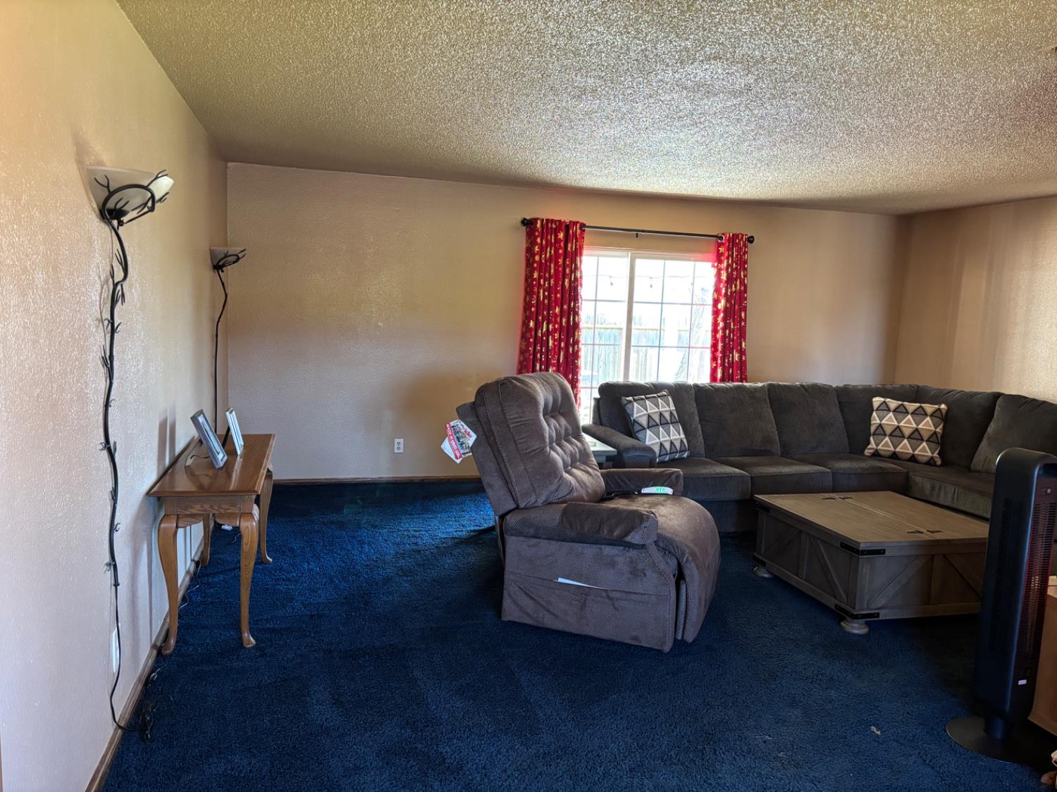 9852 Margaret Ct, Delhi, CA 95315