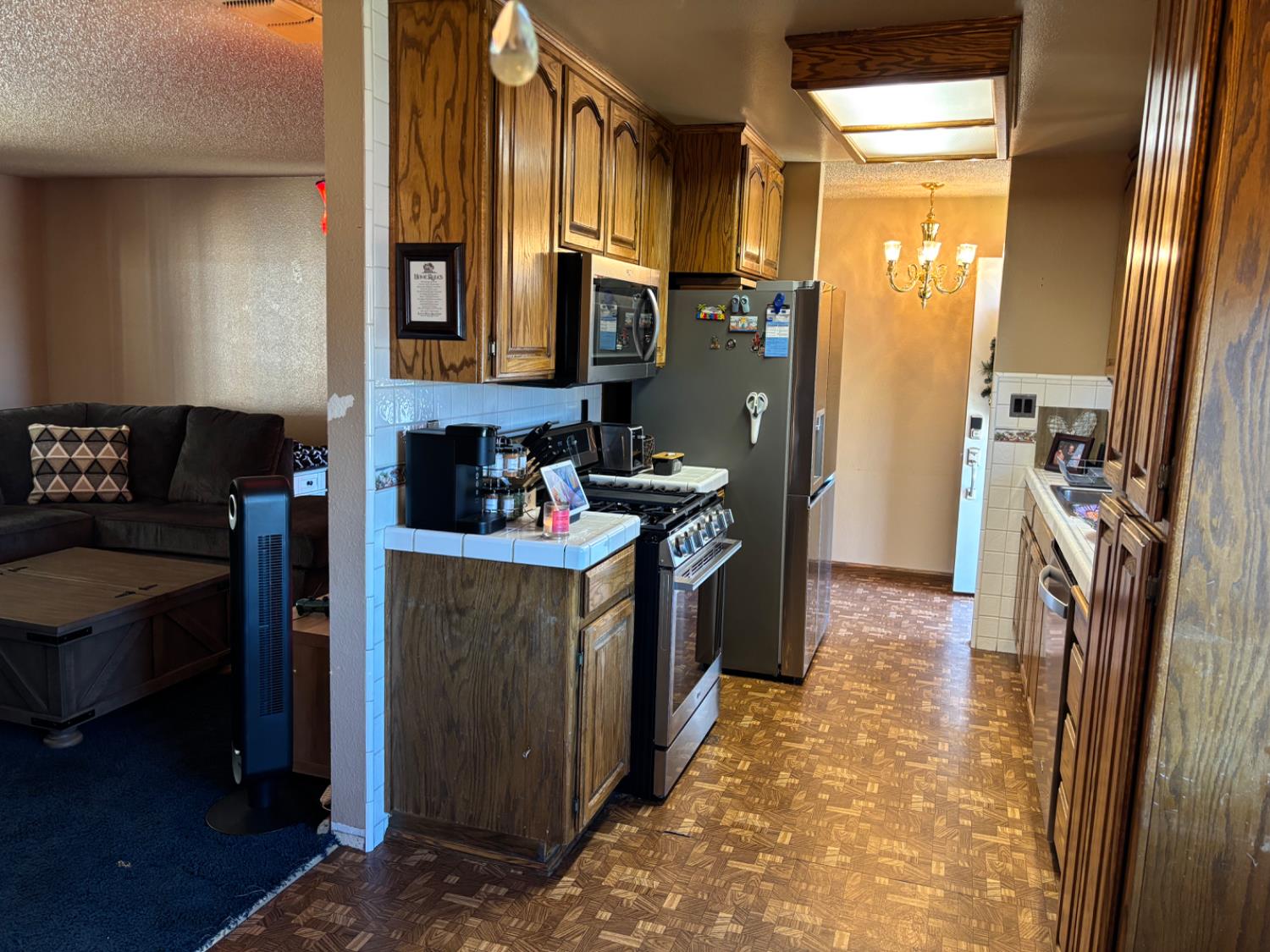 9852 Margaret Ct, Delhi, CA 95315