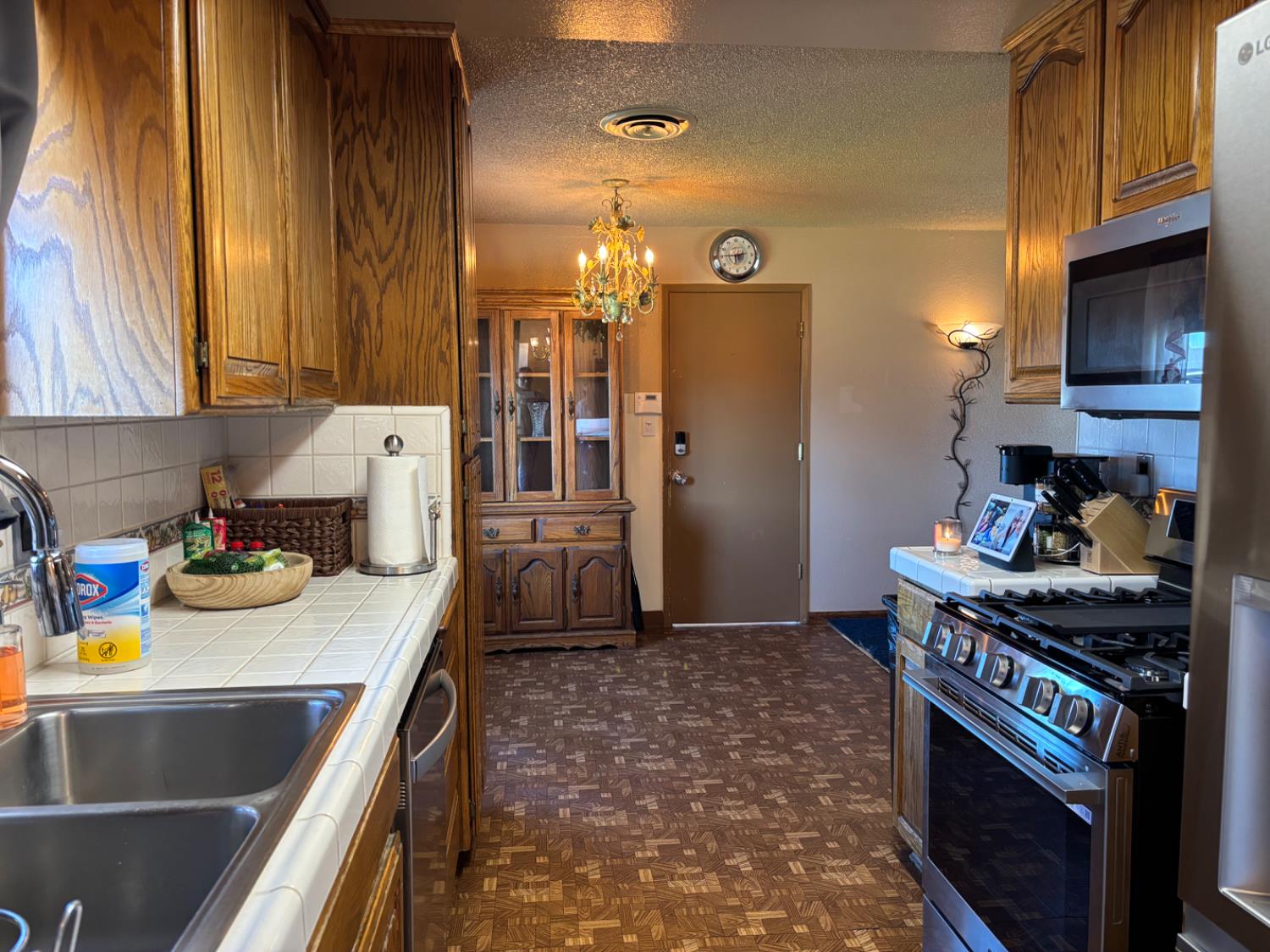 9852 Margaret Ct, Delhi, CA 95315