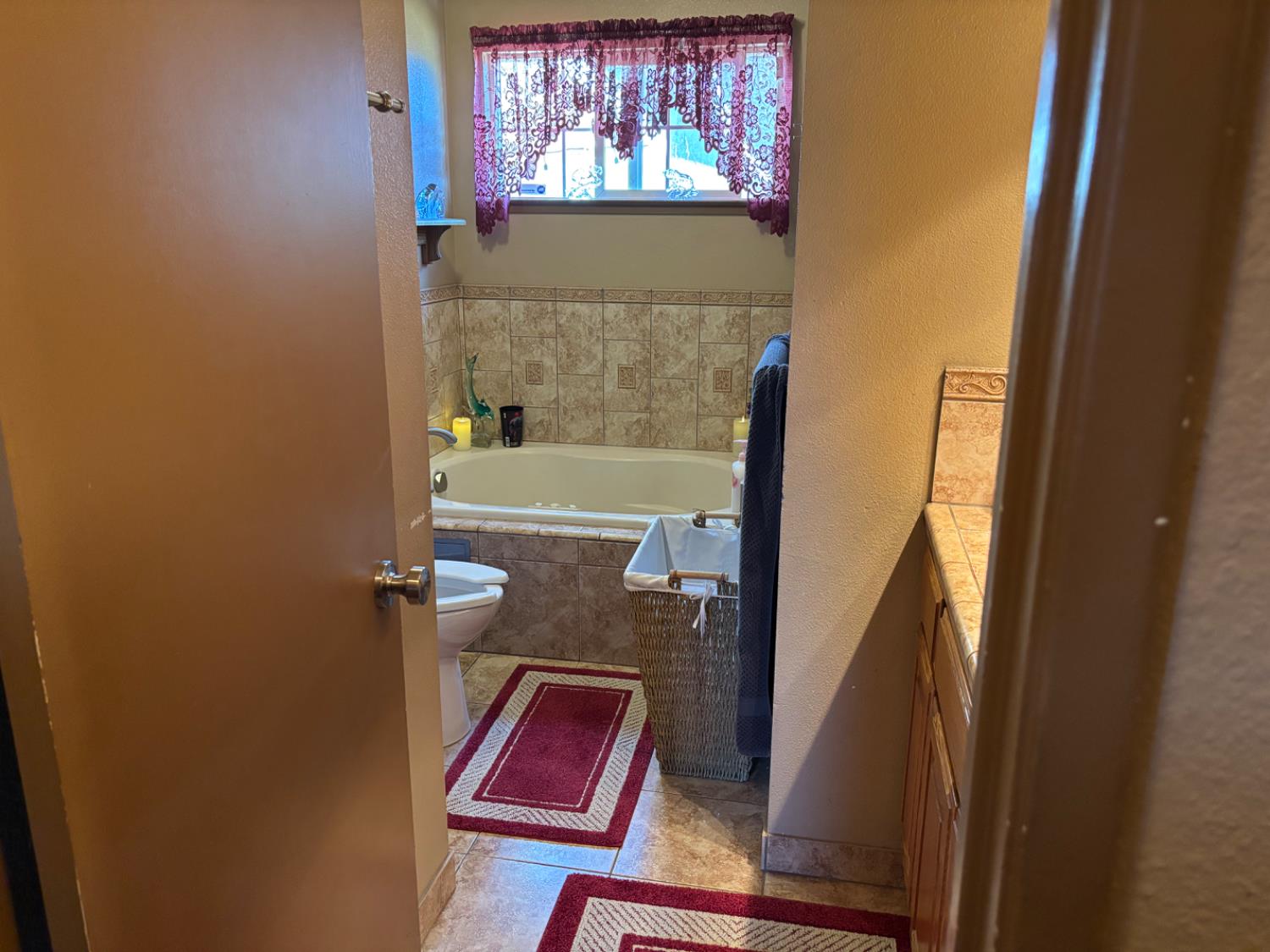 9852 Margaret Ct, Delhi, CA 95315