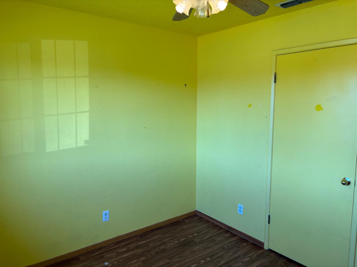 9852 Margaret Ct, Delhi, CA 95315