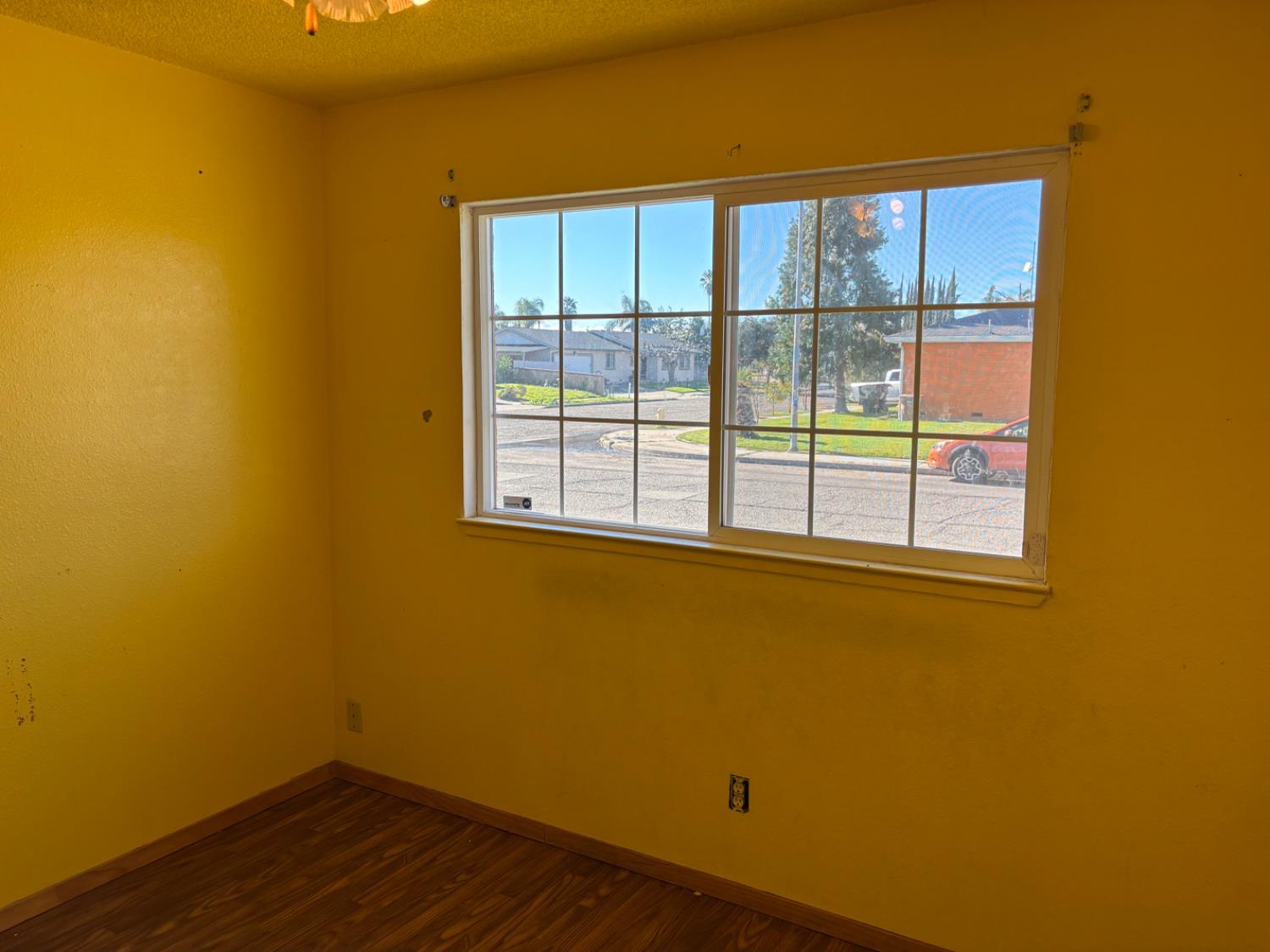 9852 Margaret Ct, Delhi, CA 95315