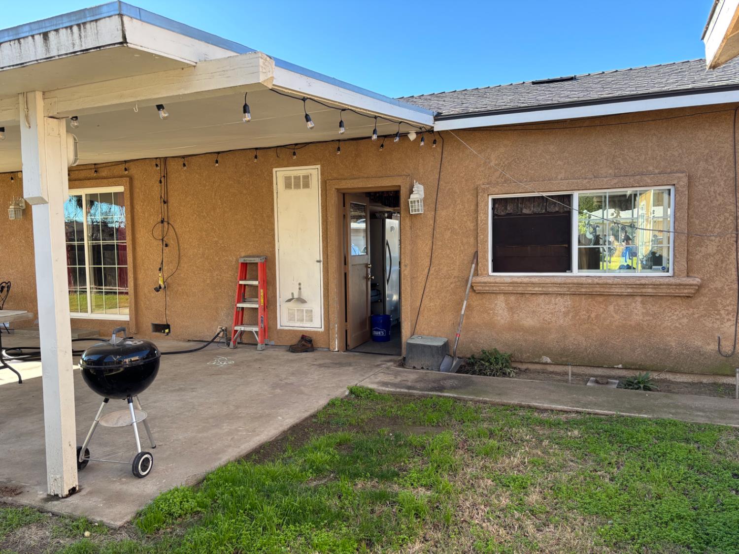 9852 Margaret Ct, Delhi, CA 95315