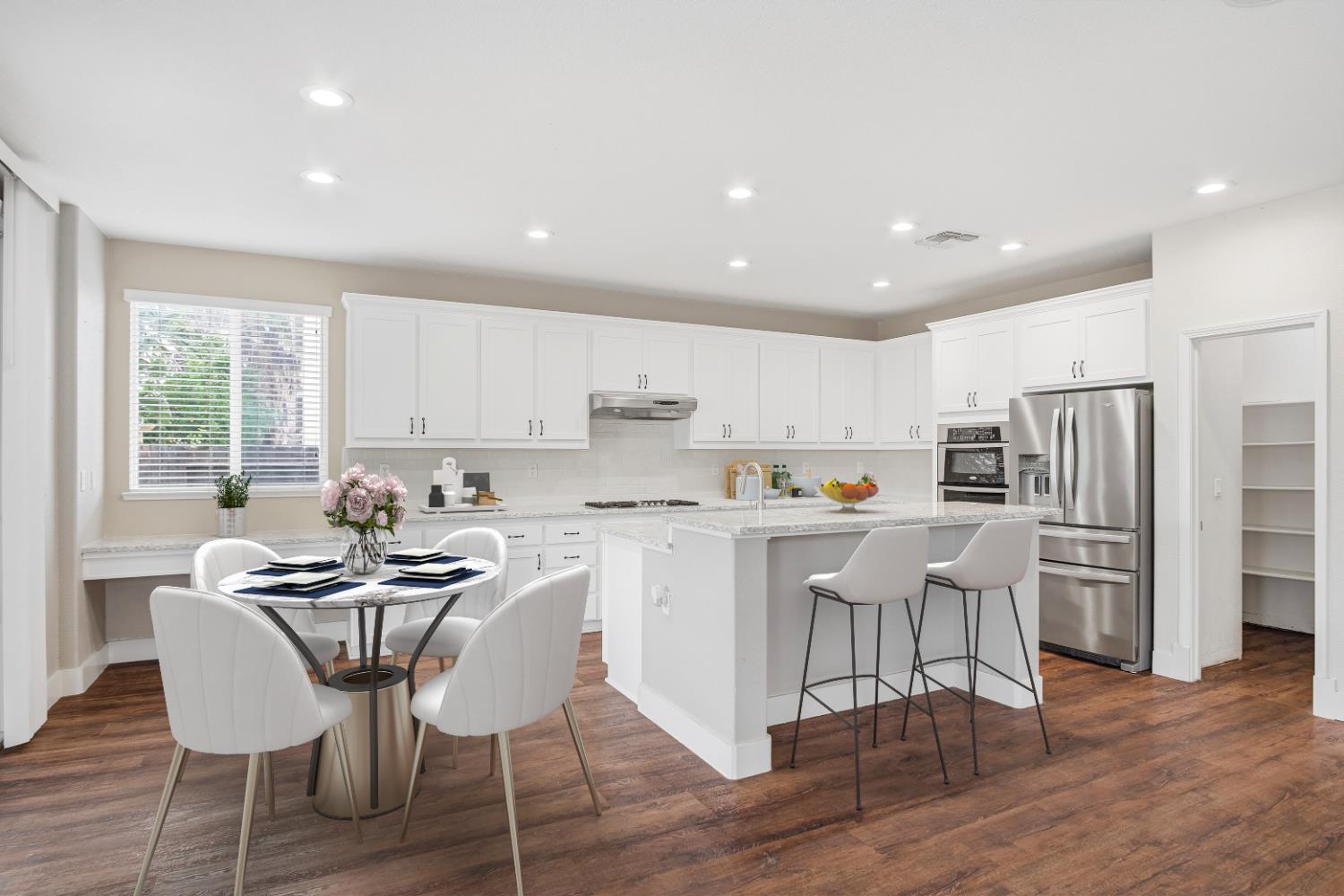 1239 Jewel Flower Dr, Patterson, CA 95363