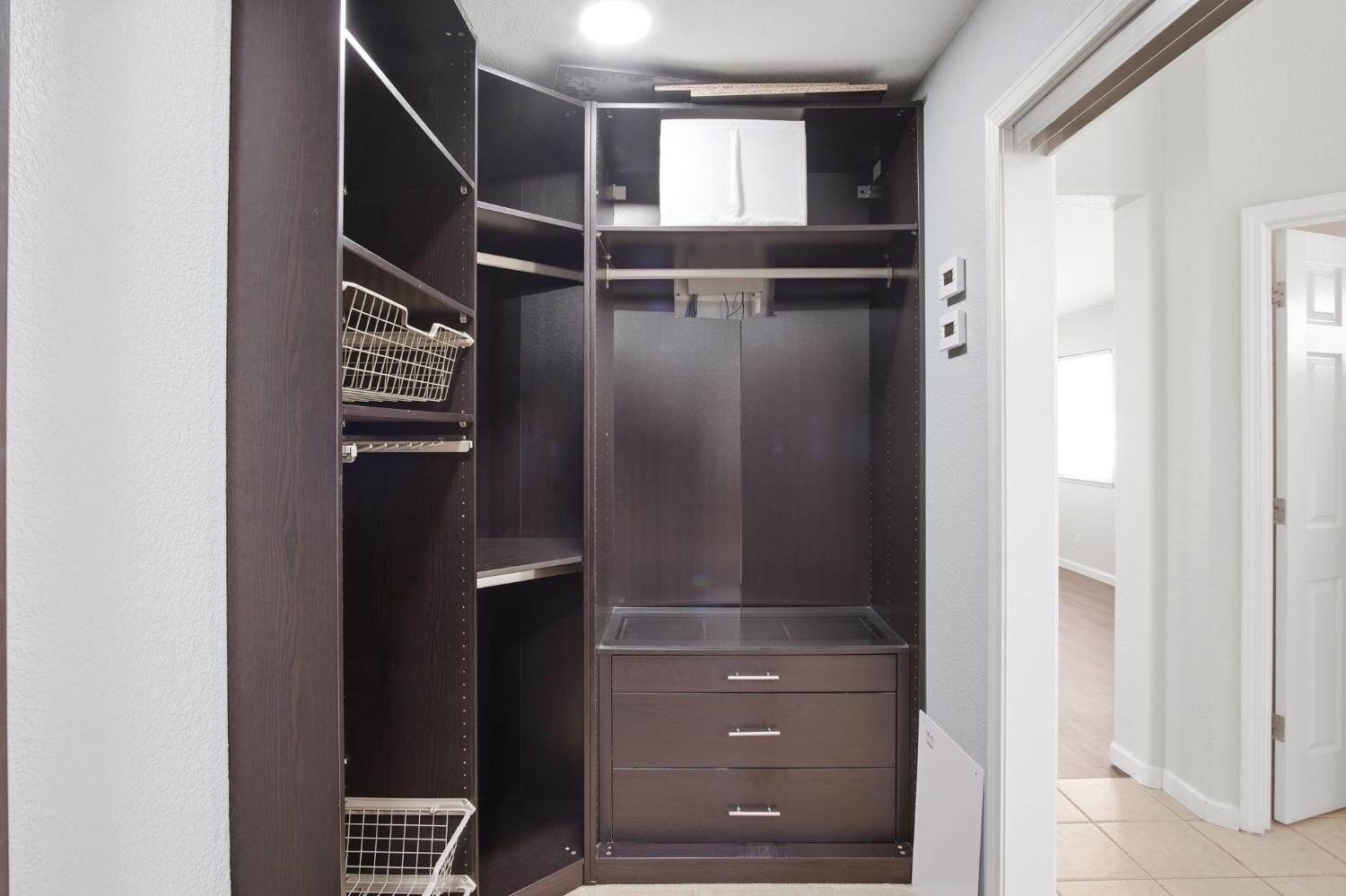 1239 Jewel Flower Dr, Patterson, CA 95363