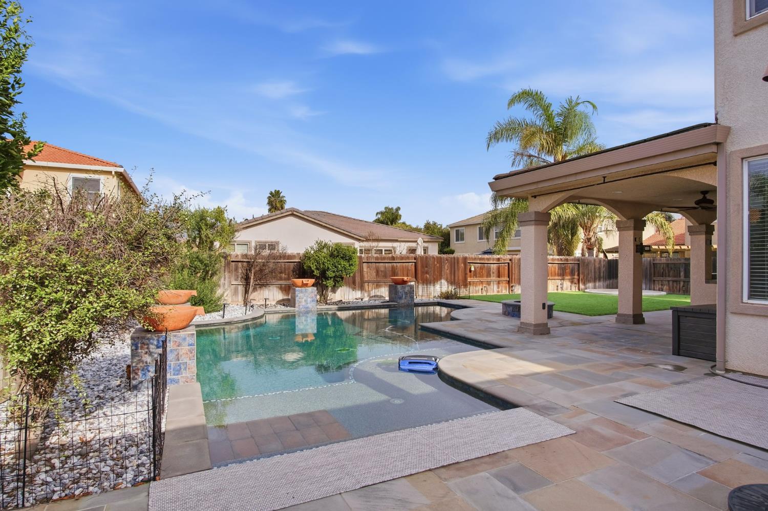 1239 Jewel Flower Dr, Patterson, CA 95363