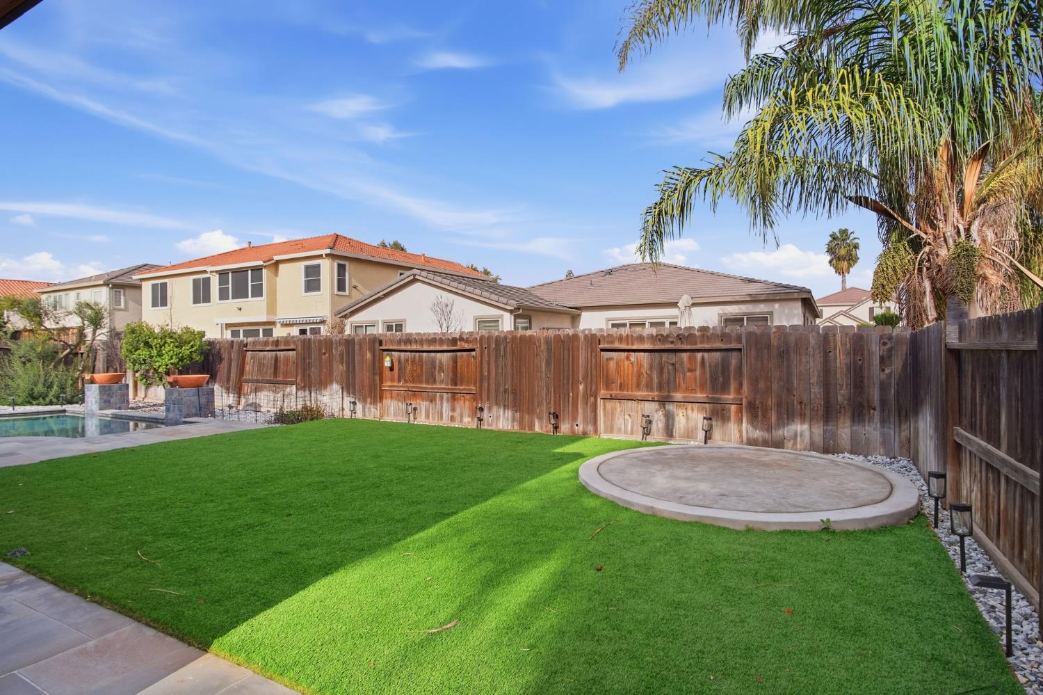 1239 Jewel Flower Dr, Patterson, CA 95363