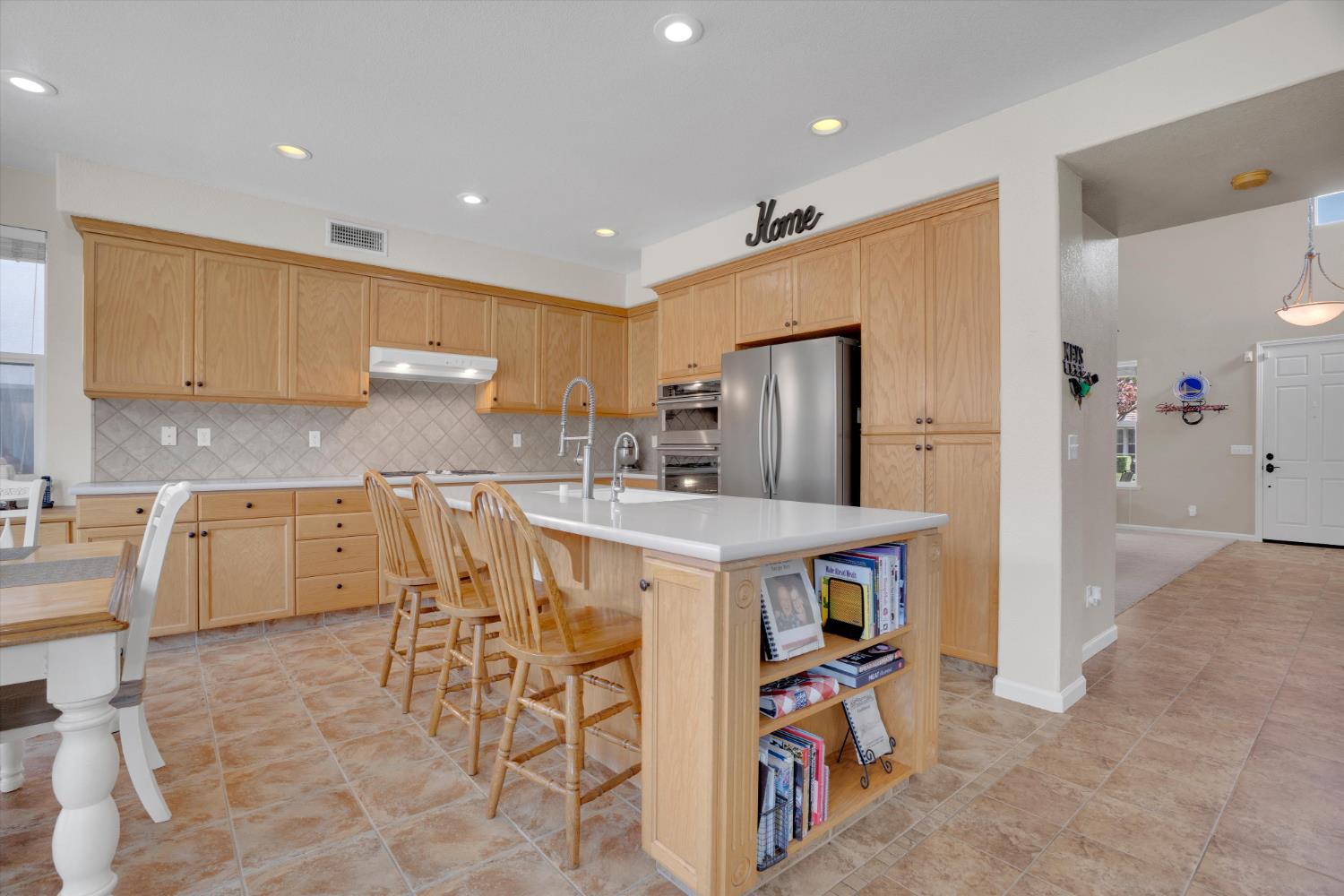 366 Romano Way, Oakdale, CA 95361