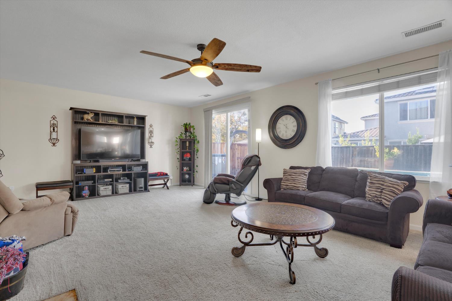 366 Romano Way, Oakdale, CA 95361