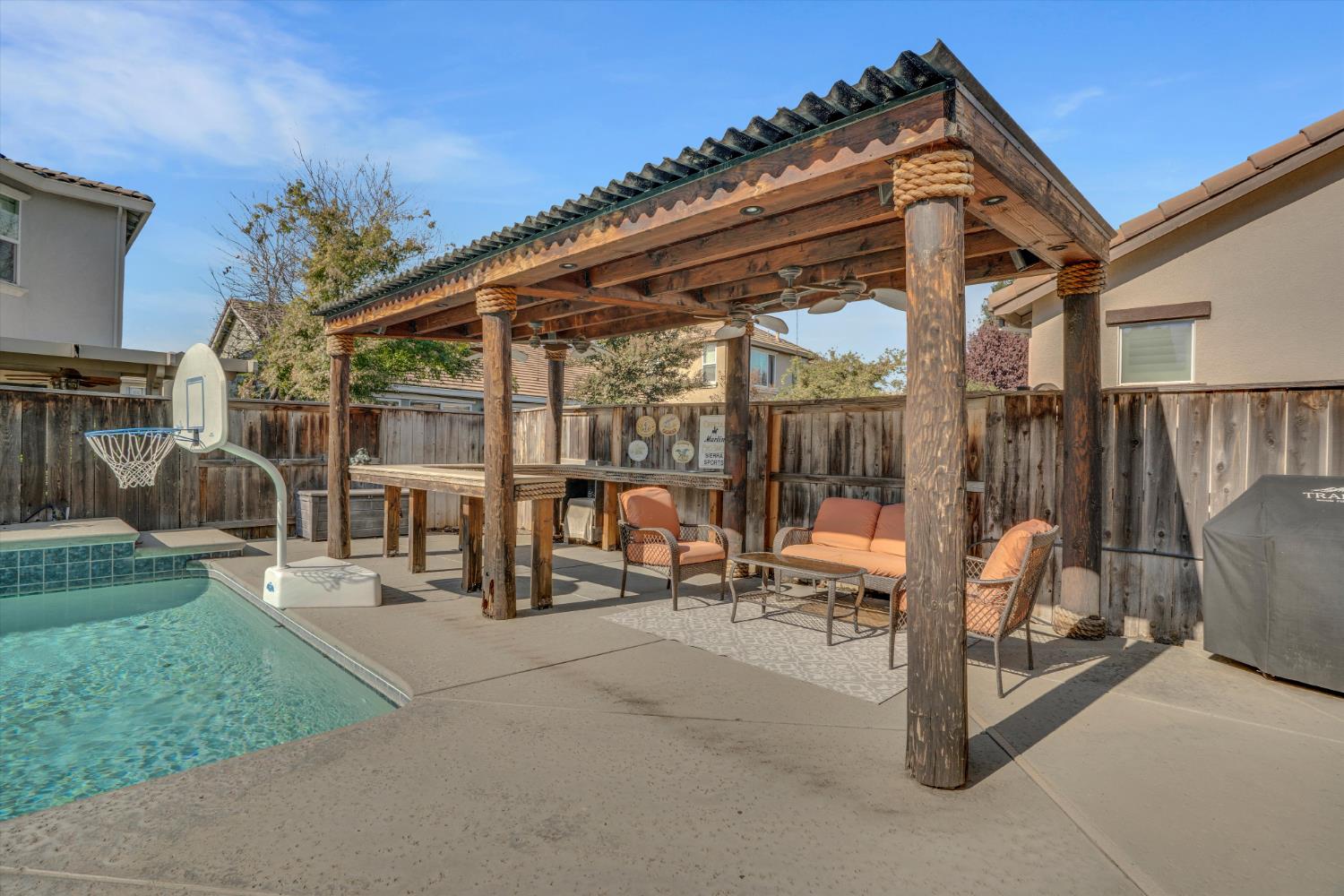 366 Romano Way, Oakdale, CA 95361