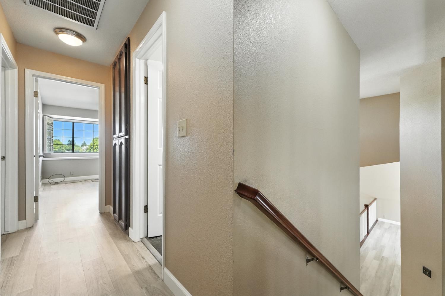 834 Cedar Ridge Dr, Turlock, CA 95382