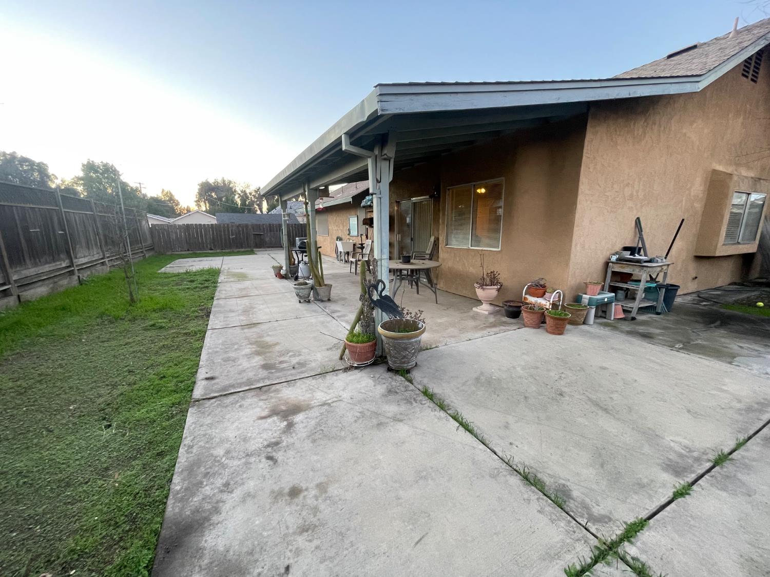 1804 Evans Rd, Ceres, CA 95307