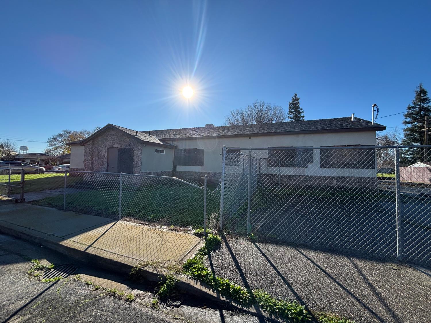 410 Stockton St, Manteca, CA 95337