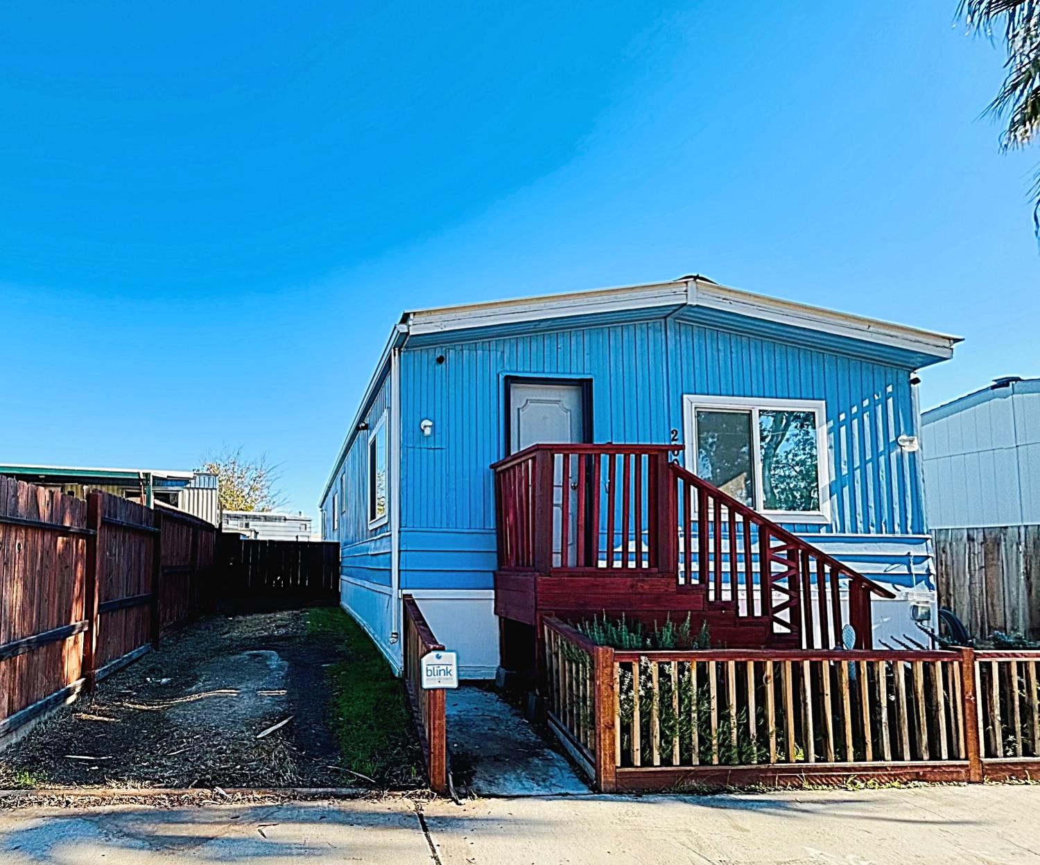 260 W Comet St, Gustine, CA 95322