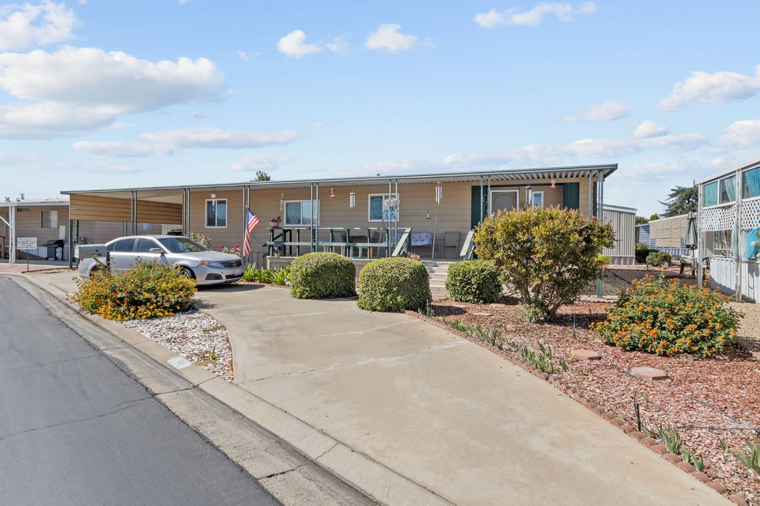 2240 Golden Oak Ln #94, Merced, CA 95341