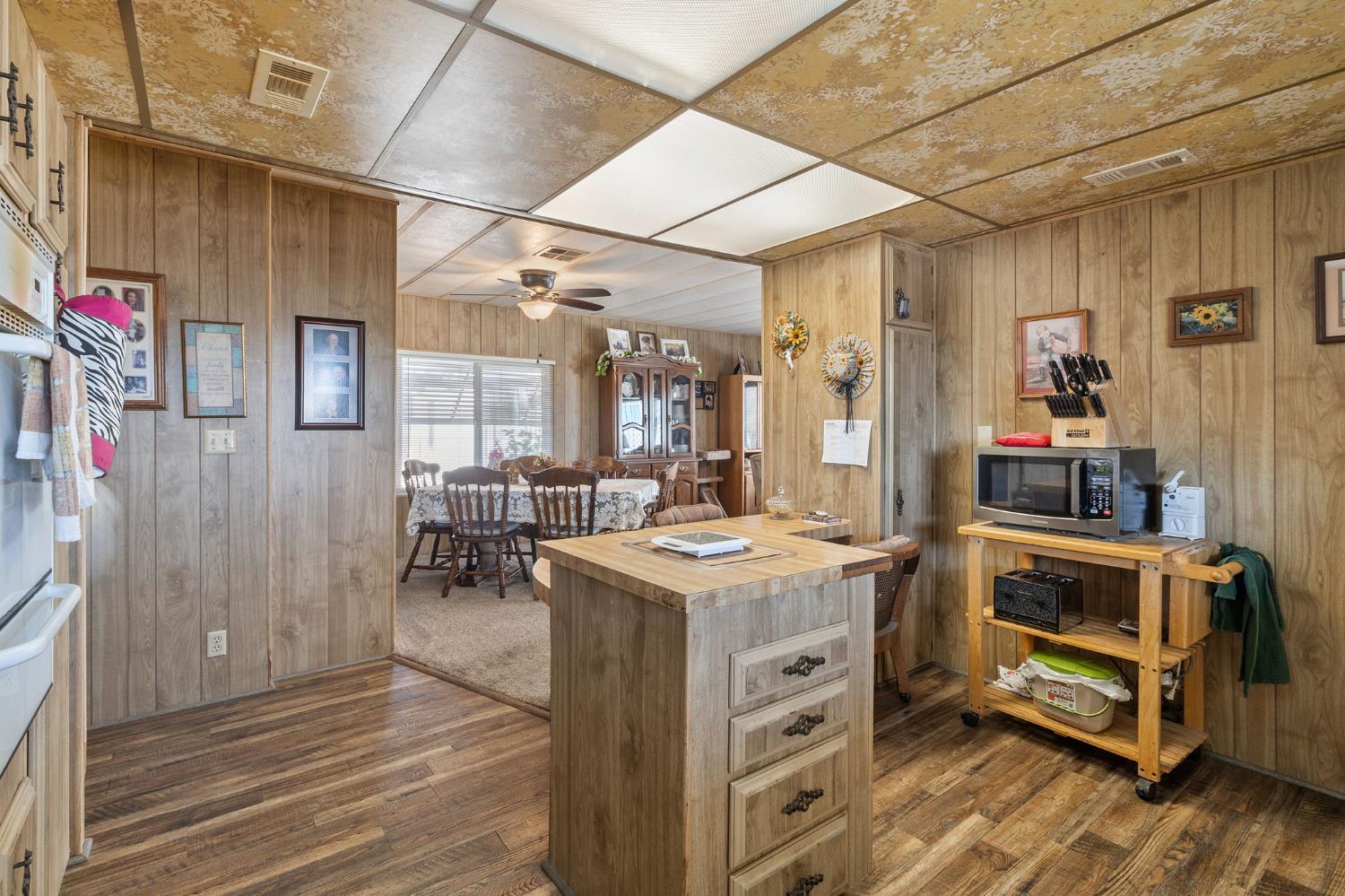 2240 Golden Oak Ln #94, Merced, CA 95341