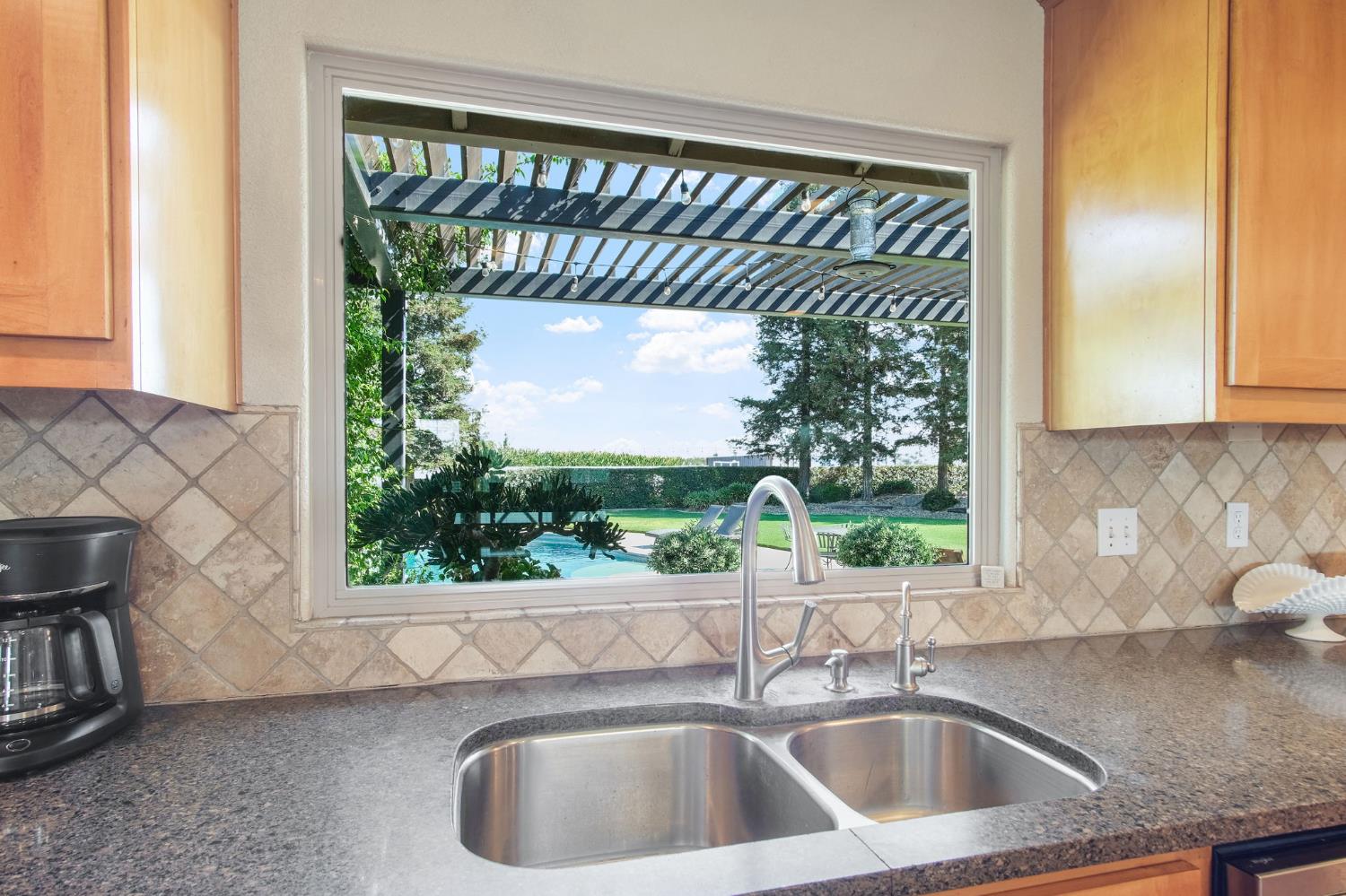 631 E Barnhart Rd, Turlock, CA 95382