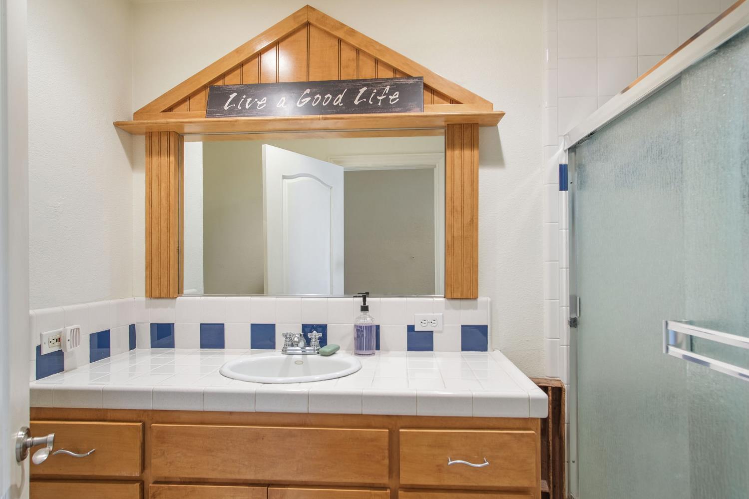 631 E Barnhart Rd, Turlock, CA 95382