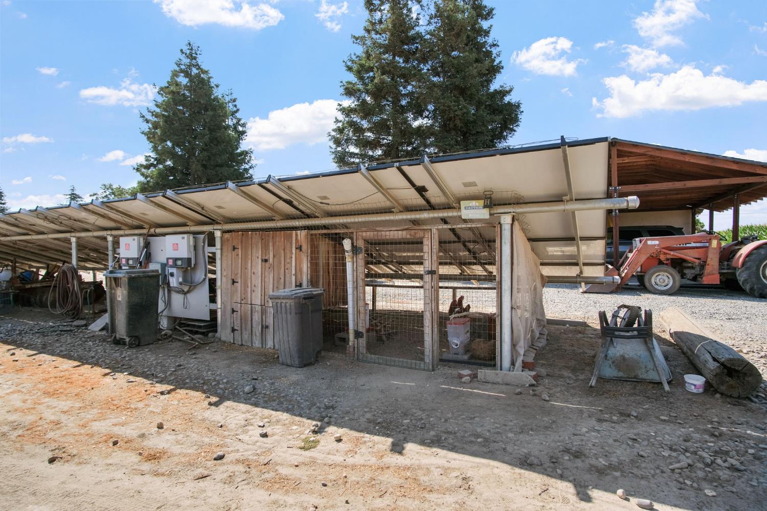 631 E Barnhart Rd, Turlock, CA 95382