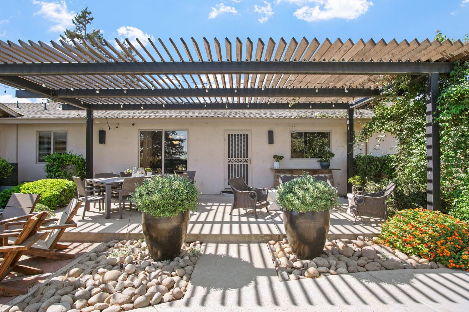 631 E Barnhart Rd, Turlock, CA 95382