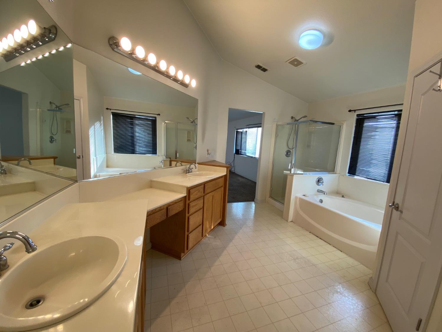 175 Oleander st, Chowchilla, CA 93610