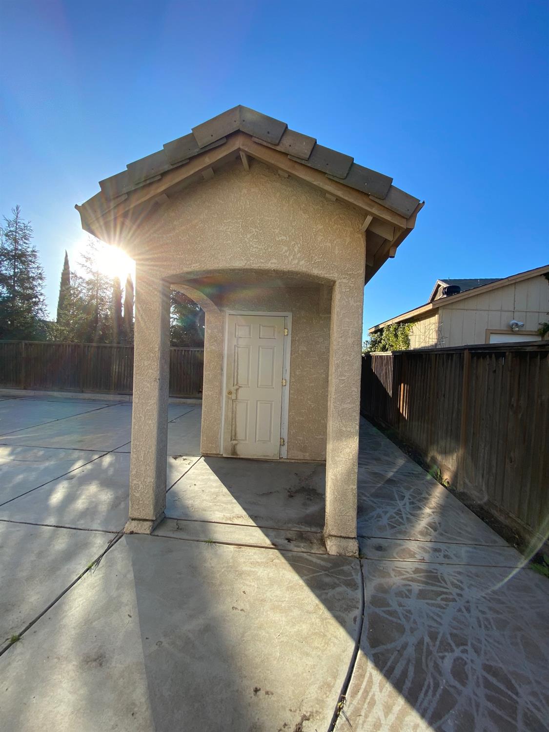 175 Oleander st, Chowchilla, CA 93610