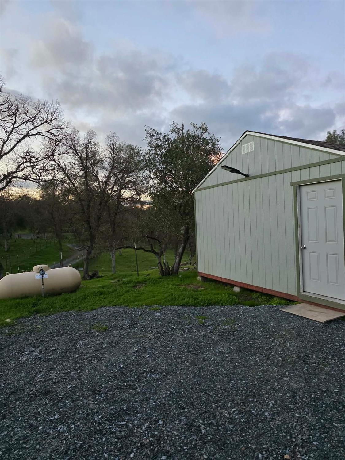 5636 Chuckwagon Dr, Copperopolis, CA 95228